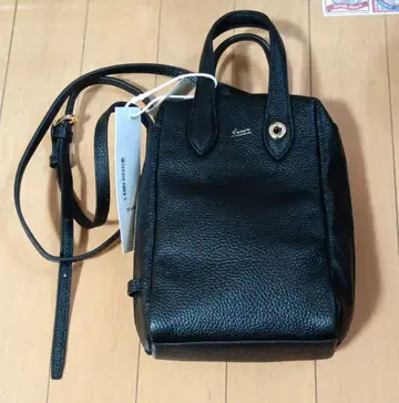BEAURE 블랙 소가죽 숄더백