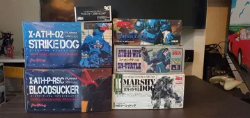 하의 Striker Dog & Bloodsucker 4개 세트
