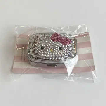 Bling Me! 헬로키티 알약 케이스