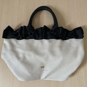 Couture brooch 리본 포함 핸드백