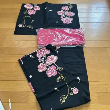 츠모리치사토 유카타, 오비 세트 장미 무늬 기모노 블랙