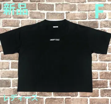 LIBERTYWALK 숏 기장 반팔 티셔츠 블랙 자수 로고 여성용