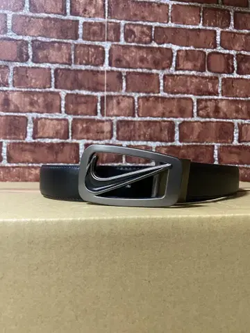 Nike 스우시 로고 블랙 벨트