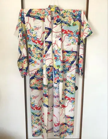 여름 기모노 '가을 풀에 문' 2척 소매, 넓은 옷깃