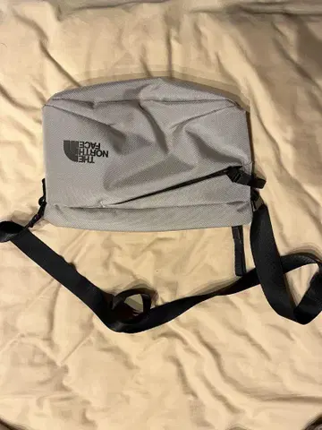 THE NORTH FACE 그레이 숄더백