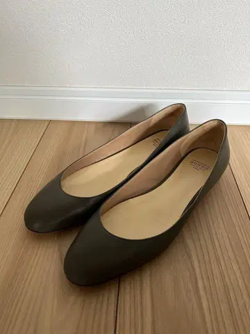 프란체스코 루소 EU38 / JP25cm 론 허먼