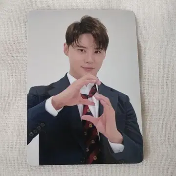 XIA 준 트레이딩 카드 2023 장미 네이비 미사용 새상품