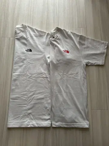THE NORTH FACE 화이트 티셔츠 2개