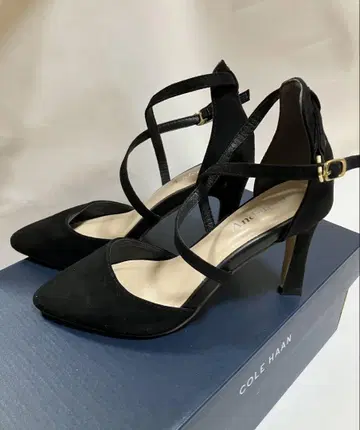 Andemiu 블랙 스웨이드 하이힐