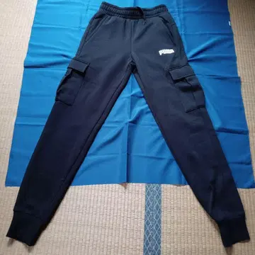 푸마 블랙 카고 팬츠