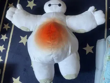 베이맥스 슈퍼 라지 봉제 인형 포즈