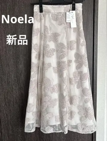 새상품! Noela 2023AW 몰 자수 꽃무늬 스커트 S
