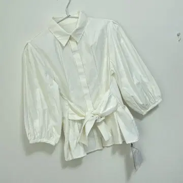 루일 에 부티크 허리 리본 디자인 셔츠