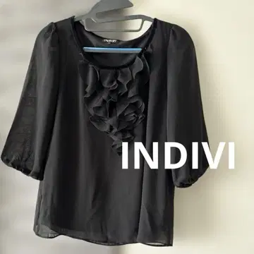 INDIVI 블랙 프릴 소매 상의 38