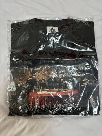 TravisJapan 티셔츠