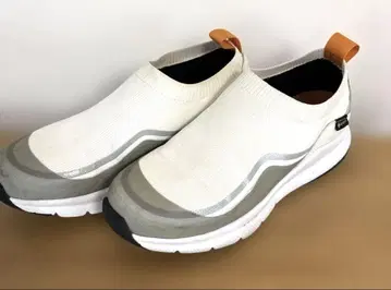 마드라스 신발 슬립온 화이트 24cm