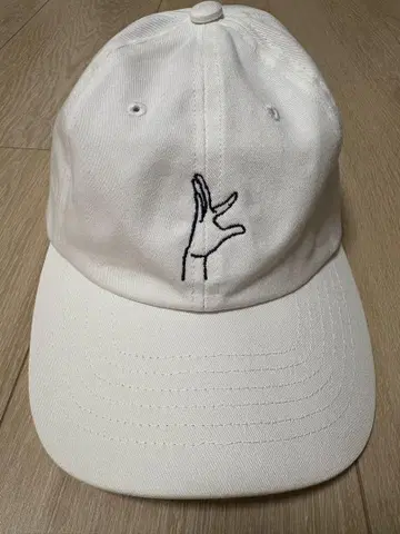 히나타자카46 캡