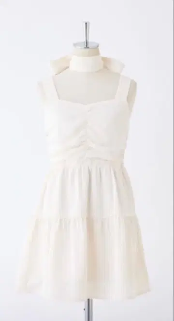NICE CLAUP 티어드 미니 원피스