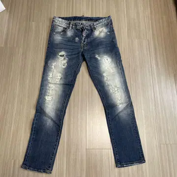 DSQUARED2 데미지 데님 스트레이트
