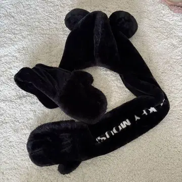 미키마우스 귀가 달린 머플러