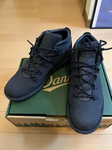 Danner 32536 트램 라인 고어텍스 부츠