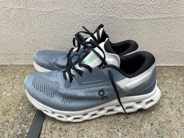 클라우드스트라투스 3 27.0cm