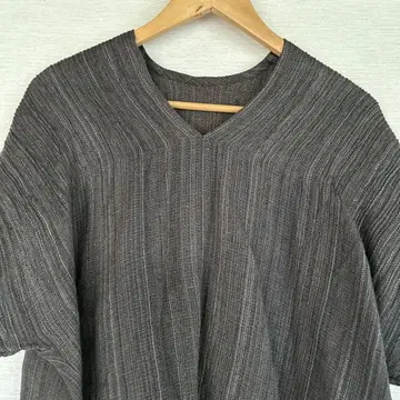 마키 텍스타일 풀오버 반팔 새상품