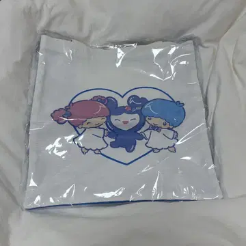 TWICE 키키라라 산리오 콜라보