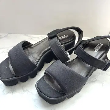 페리 라 캐터필라 샌들 23cm~23.5cm