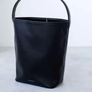 quaisocial 블랙 숄더백