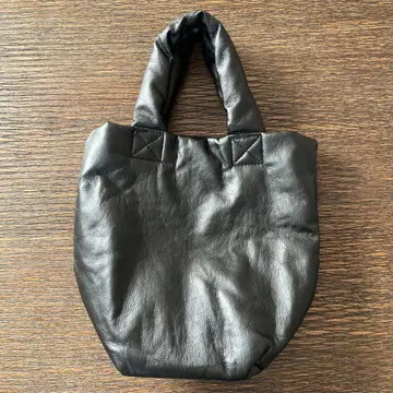 블랙 퀼팅 토트백