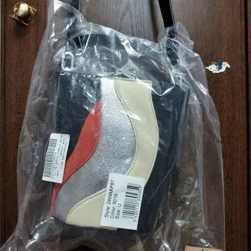 미사용 새상품 desigual 숄더백