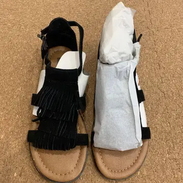 MINNETONKA 미네통카 프린지 블랙 샌들 시착만
