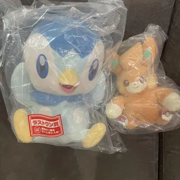 포켓몬 봉제 인형 팽도리와 몬멘