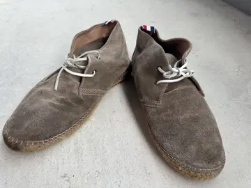 브라운 스웨이드 처카 부츠 MADE IN SPAIN