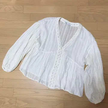 자라 레이스 탑