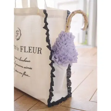Maison de FLEUR 캔버스 프릴 스퀘어 토트백 아이보리
