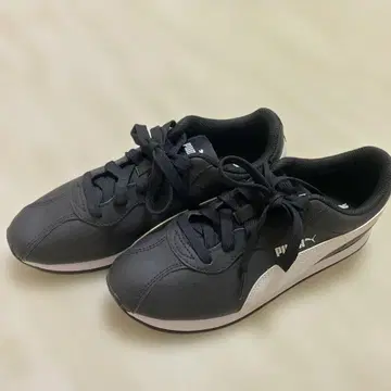 푸마 블랙 스니커즈 US 5