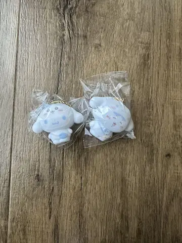 치이카와 (먼작귀) 산리오 플로키 마스코트 참 하치와레 시나몬