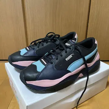 푸마 스니커즈 24.5cm 블랙/파랑/핑크