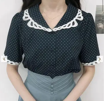 an3 레이스 사용 카라 블라우스