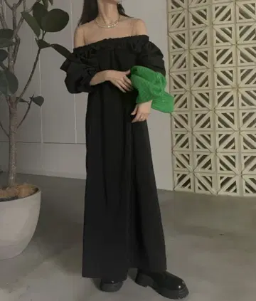 볼륨 버스티어 레이어드 드레스