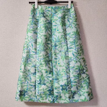 l'armoire de luxe 플라워 자카드 턱 스커트 38