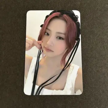 LE SSERAFIM easy 윤진 트레이딩 카드