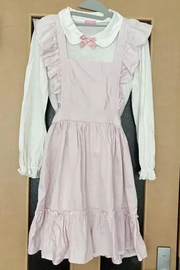 나일 퍼치 프릴 에이프런 원피스