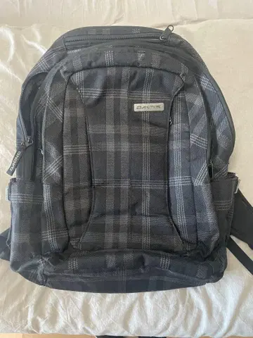 Dakine 블랙 체크 백팩