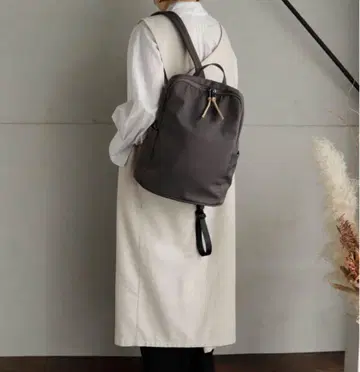 비타 페리체 알로코 나일론 백팩 그레이