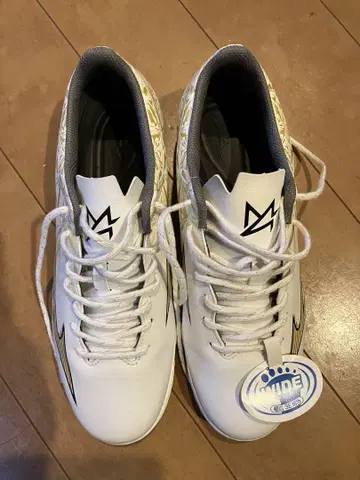 미즈노 인조 잔디용 풋살화