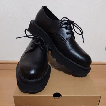 tk.TAKEO KIKUCHI 모듬 디자인 신발 통굽 블랙