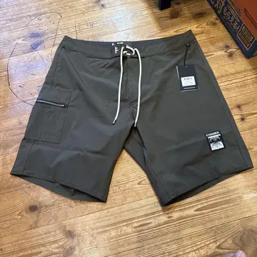 FORMER DANE 18.5 TRUNK 사이즈 34 올리브 그린